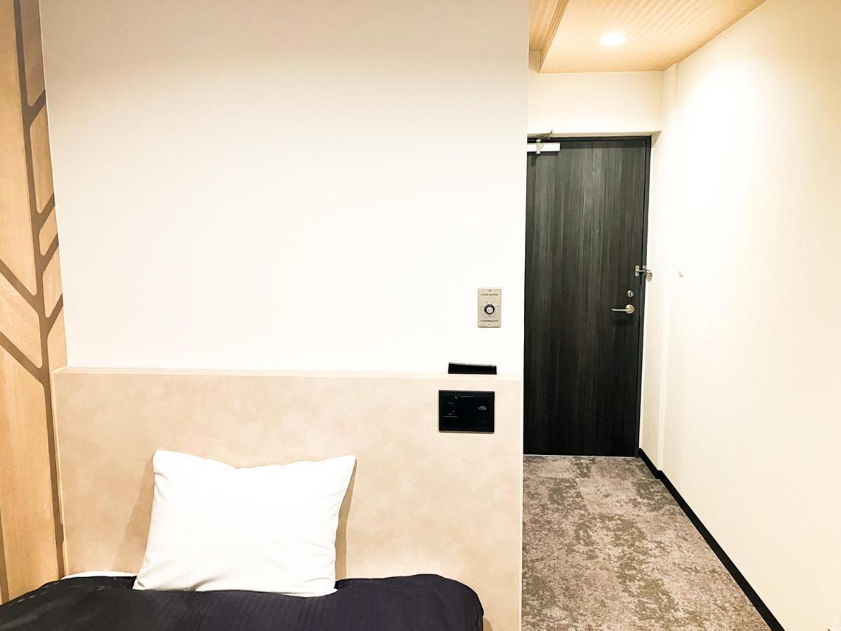 Livemax Budget Iyo Mishima Hotel