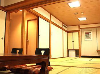 Livemax Budget Iyo Mishima Hotel Shikokuchuo